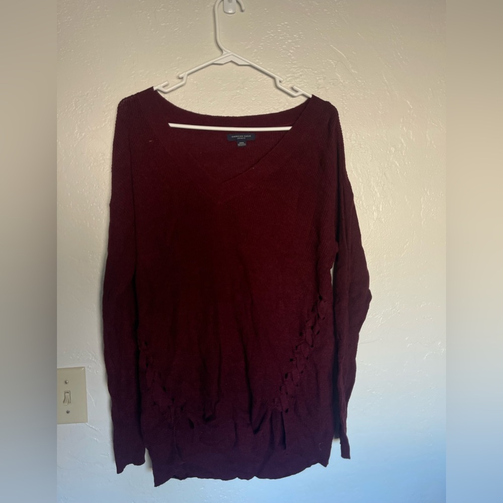 American Eagle Maroon Sweater